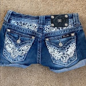 Miss me shorts size 25